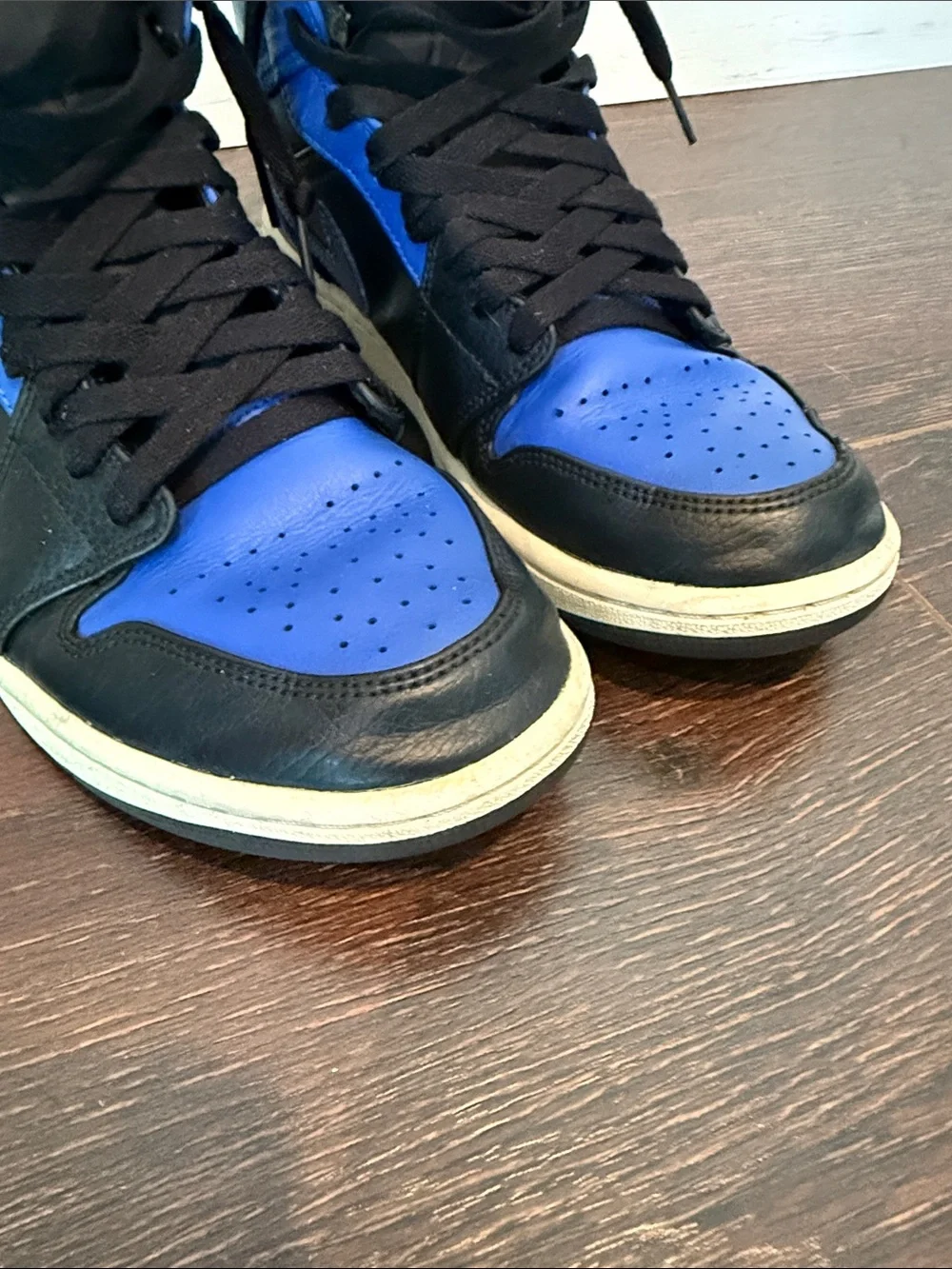 Nike Air Jordan 1 High Black and Royal Blue size 8